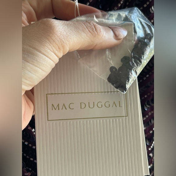 NWT Mac Duggal 5784 Deep Purple Plum Bishop Sleeve Ruffle Skirt Dress Size 20W - Picture 7 of 11